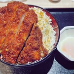 Meijitei - ソースカツ丼+温泉たまご　1740円
