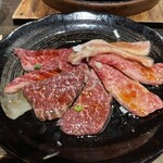 肉八や - 