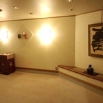 おちあいろう - 館内