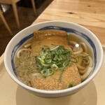 Tsurumaru Udon Honpo - きつねうどん大