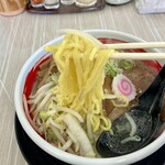 ラーメンさんぱち - 料理写真:塩のハーフ