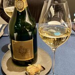 Resutoran Robu - Deutz
      Rosé Brut Champagne 2014
      フランス シャンパン産スパークリング