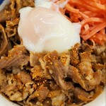 松屋 - 久々に温玉をON！！これがまた旨い！！