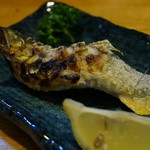 Hirayama - 鮎の塩焼き。日本酒との組み合わせ抜群。
