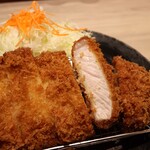 Tonkatsu Kagurazaka Sakura - ぶ厚い♪