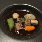 ザンビ - 牛タンのやわらか煮　ポトフ仕立て