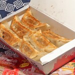 餃子の王将 - 料理写真:炒飯セットの餃子
