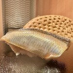すし 良月 - 2023.11.  小鰭