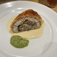 キャトルラパン　神戸三宮 - うなぎと舞茸リゾットのパイ包み