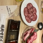 近江焼肉ホルモンすだく - 