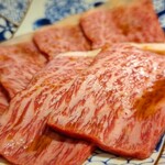 神戸焼肉かんてき - 赤身の美味しさと霜降りのバランス、最高です