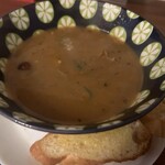 La Rey Empanada - ガンボのスープ。