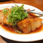 TEA OF SPRING - ネギが辛い、、、チャーシューはしっかり味の甘め。