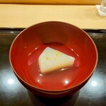 鮨 おおが - 白身魚の出汁で炊いた蕪