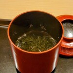 鮨 おおが - お椀、海苔のお吸い物