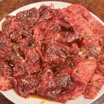 焼肉 スタミナ苑 - タレカルビ
      タレロース
      タレハラミ