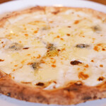 Cucina italiana&Pizzeria ZUCCA - ごだわりの平日限定ランチ 1200円 のクァトロフォルマッジ