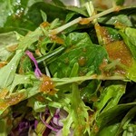 神戸焼肉かんてき - ドレッシングも美味しい