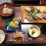 Suikouen - 寿司定食