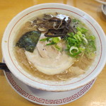 麺堂 香 - とんこつラーメン５００円