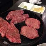 京橋 松蘭 - 塩焼き3種 タン、ハラミ、リブロース