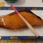 佳鱗亭 - ぶりの照り焼き