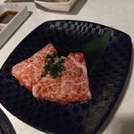 焼肉酒場 牛膳 - 特選上カルビ　タレ