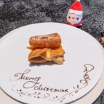 Florilege - 美しく描かれたクリスマスメッセージが素敵です。パリブレスト美味しかったですね～(^^) 落花生の味わいがしっかり感じられて大好きでした