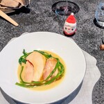 Florilege - 結構ちゃんと食べ応えある量感なのに本当にぺろり‥^^;A(汗) きっとバターたっぷり溶けているなとわかっているのにパンにジュワッと吸わせてきれいに拭ってしまった……でも美味しいから0カロリー♡