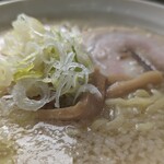 ウリナム食堂 - ノムノムこってり塩ラーメン