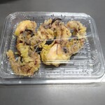 日の出製麺所 - 蛸ゲソにびっくりｗ