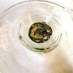 マダム・トキ - ボタンエビとキャヴィアオシェトラ　カリフラワーのムースと菜花のクーリ