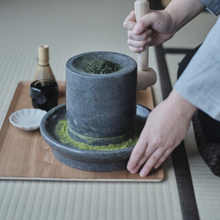 【予約制】趣あふれる茶室で点てる、京都抹茶体験
