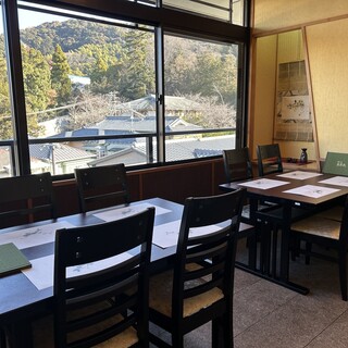 A calm Japanese space. Enjoy Japanese-style meal with the scenery of Kyoto ◆ Completely private room available