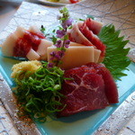 菅乃屋 上通店 - 【舞桜会席　２６００円】（馬刺し）