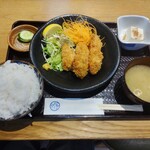 Osakanaya Yoshino - 広島産 牡蠣フライ定食 1,000円 ♪