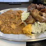 がっつぽーく - 四日市やきにく合い盛りカレーライス