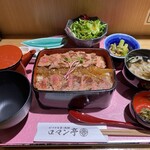 ビフテキ重・肉飯 ロマン亭 エキマルシェ大阪店 - 