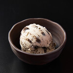 Chocolate chip ice cream with beef tallow