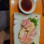 七海 - 赤鶏の たたき 950円