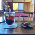 無上帑 - ・アイス珈琲 650円/税込
・栗の渋皮煮 +100円/税込