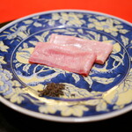 にくの匠 三芳 - タン薄造りの昆布締め、醤油ビネガーで 2017年12月