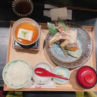 銀座米料亭 八代目儀兵衛 - 