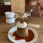 ベンチ コーヒー - 『チョコレートプリン¥660』 『ダークブレンド深煎り¥583』