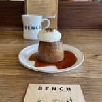 BENCH coffee - 『チョコレートプリン¥660』 『ダークブレンド深煎り¥583』