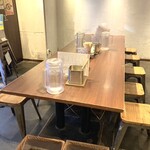 香川 一福 神田店 - 店内雰囲気。