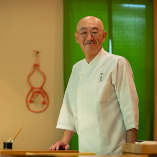 石橋辰明氏（イシバシタツアキ）−様々な場所で腕を磨いた料理人