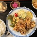 Washokudokoro Ginshirou - 和食処 銀四郎　「若鶏唐揚げ定食」850円