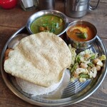 インド家庭料理 ammikallu - 