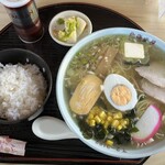 北海道屋 - 半ライスと塩バターラーメン